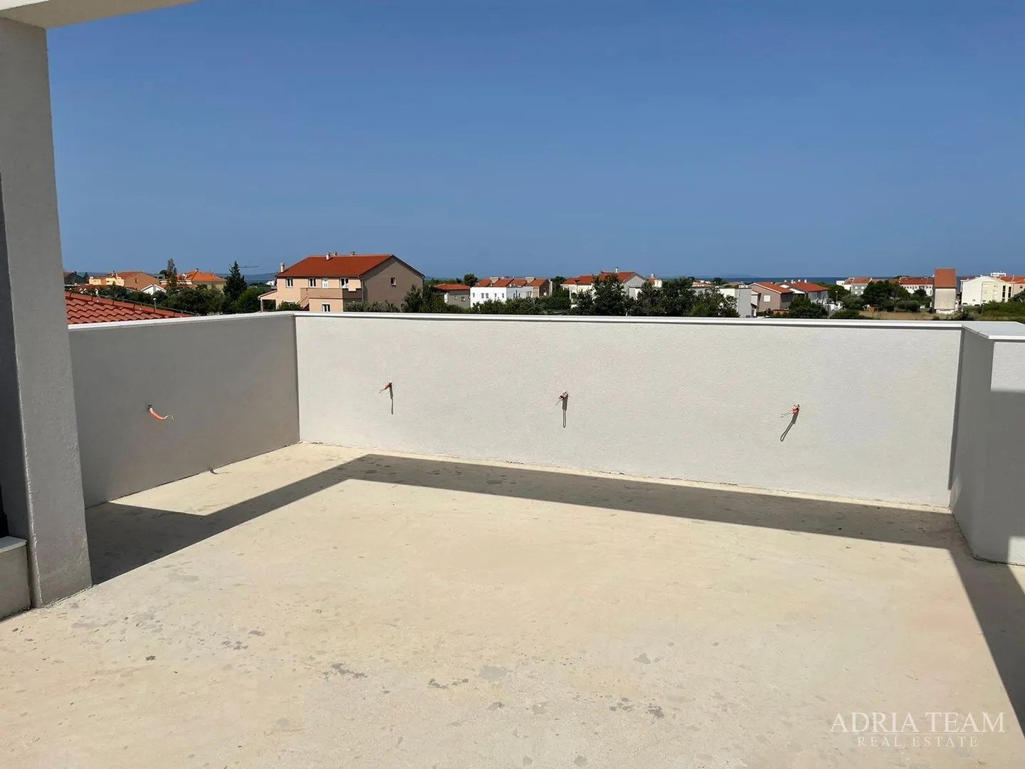 vila s bazenom u novogradnji - zaton - slika 72