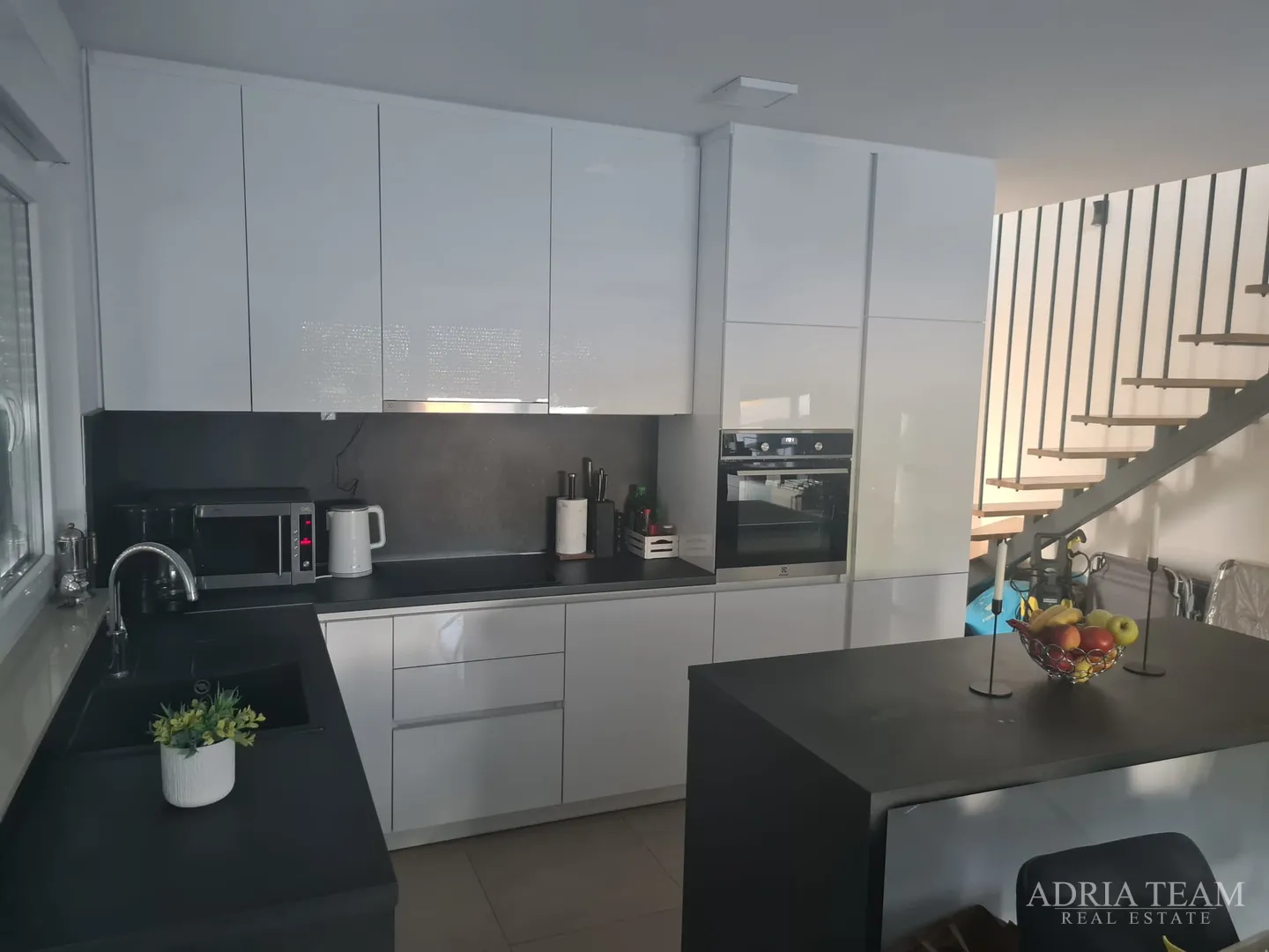 jesenska akcija! kuća za odmor s bazenom, 120 m od mora, nin - zadar - slika 30