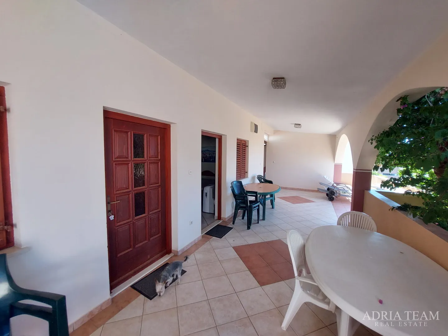 apartmanska kuća s velikim dvorištem, mirna i tiha pozicija - vir - slika 22