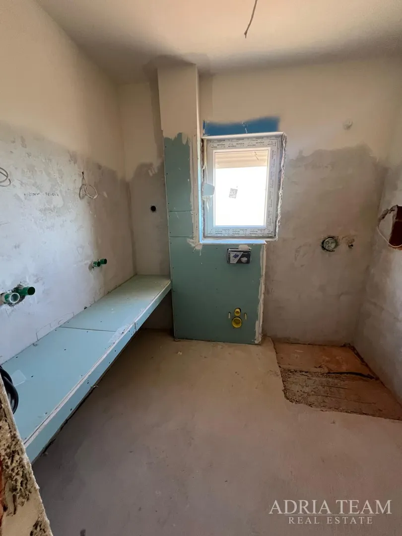 apartmani u novogradnji udaljeni 200 m od mora - seline - slika 49