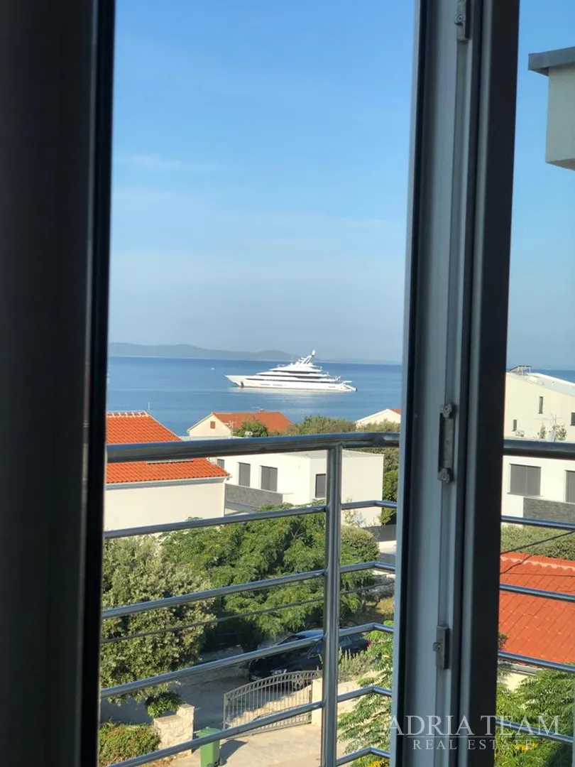 kuća s 10 apartmana, pogled na more - petrčane - slika 56