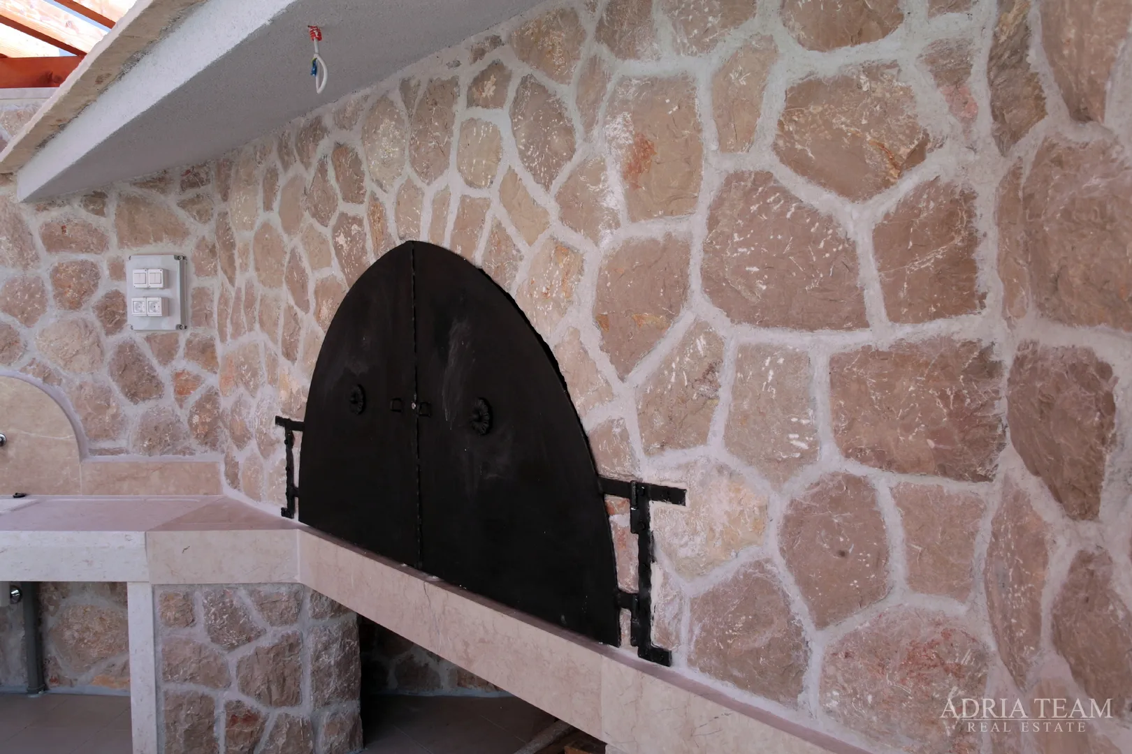 luksuzna vila 100 m od marine - betina, murter - slika 63