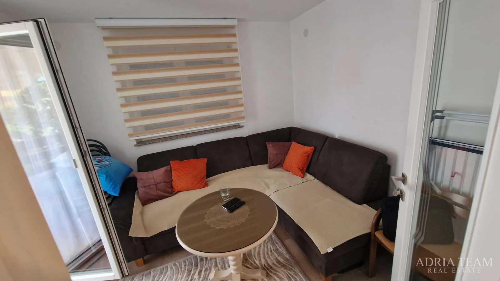 tri renovirana apartmana 400 m od plaže - slika 19