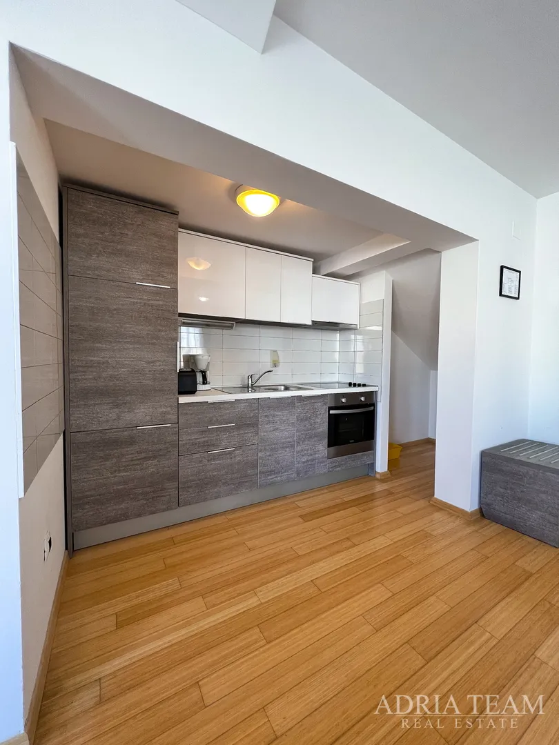apartman s dvije terase, drugi red do mora - petrčane - slika 18