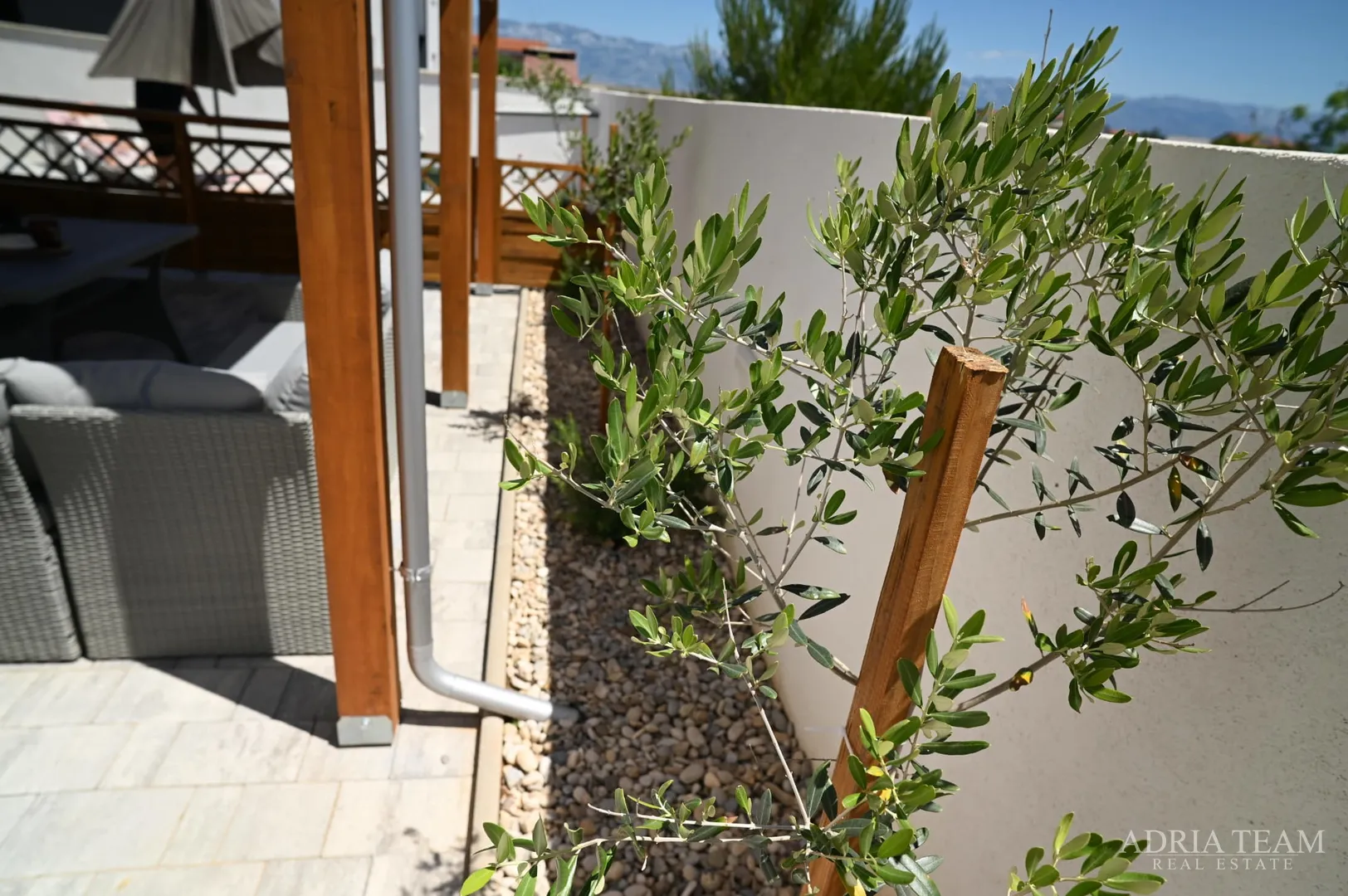 vila s bazenom, 350 m od mora, vir - zadar - slika 32