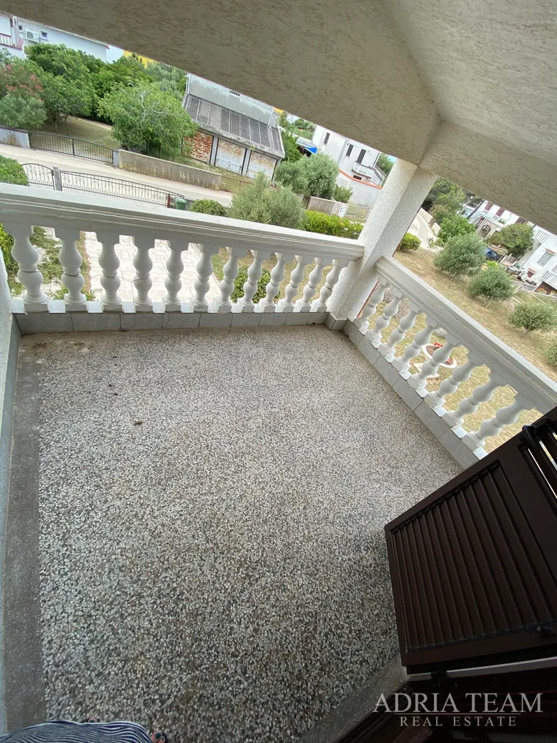 apartmanska kuća sa 6 apartmana, 70 m od mora, pag - povljana - slika 14