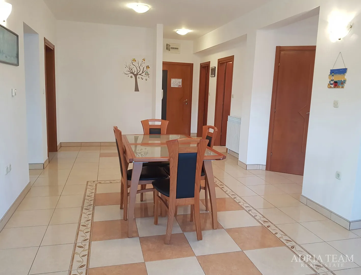 vila sa 7 apartmana, pogled na more - diklo, zadar - slika 18