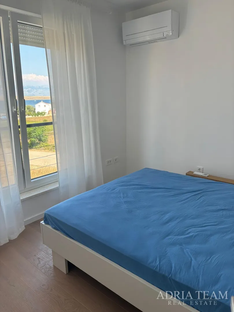 kuća s garažom te otvorenim pogledom na more i planine - vir - slika 13