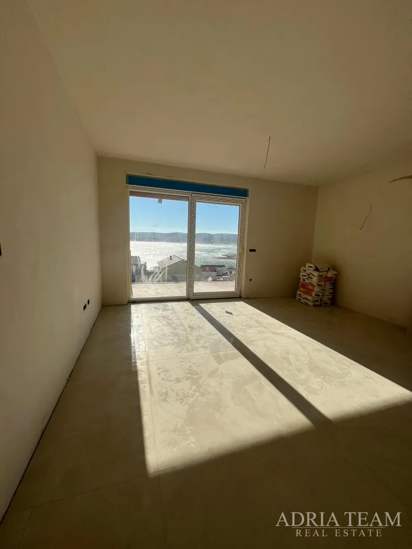 apartmani u novogradnji udaljeni 200 m od mora - seline - slika 35