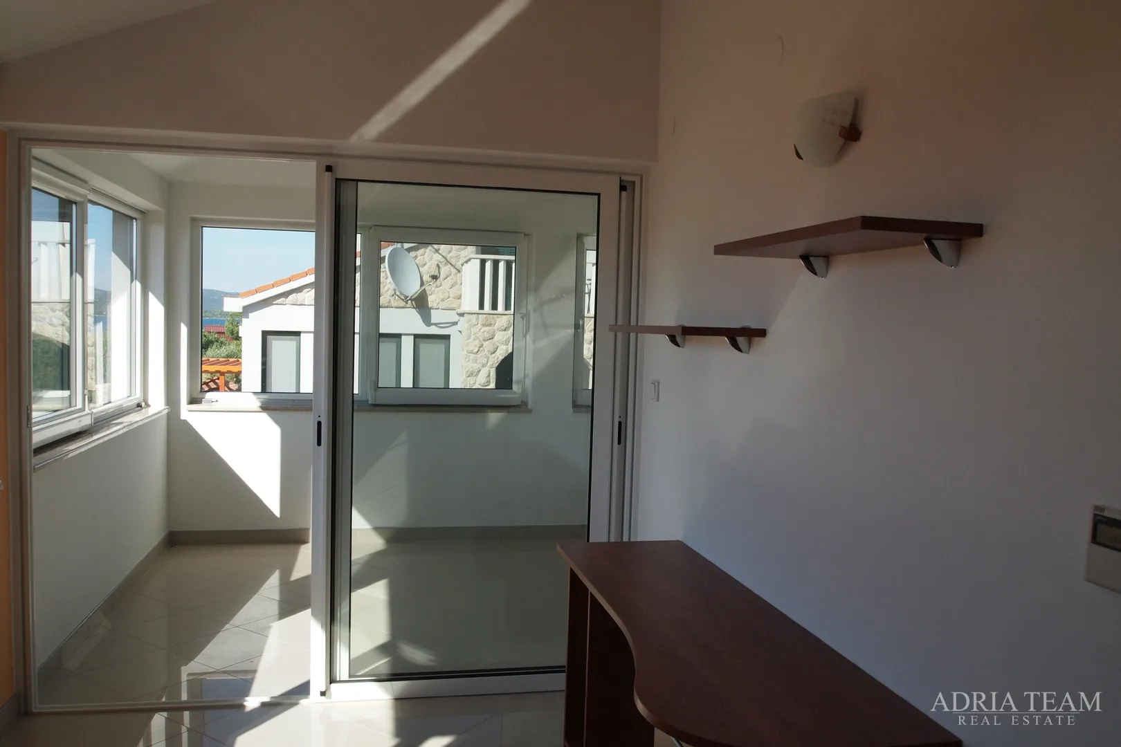 luksuzna vila 100 m od marine - betina, murter - slika 55