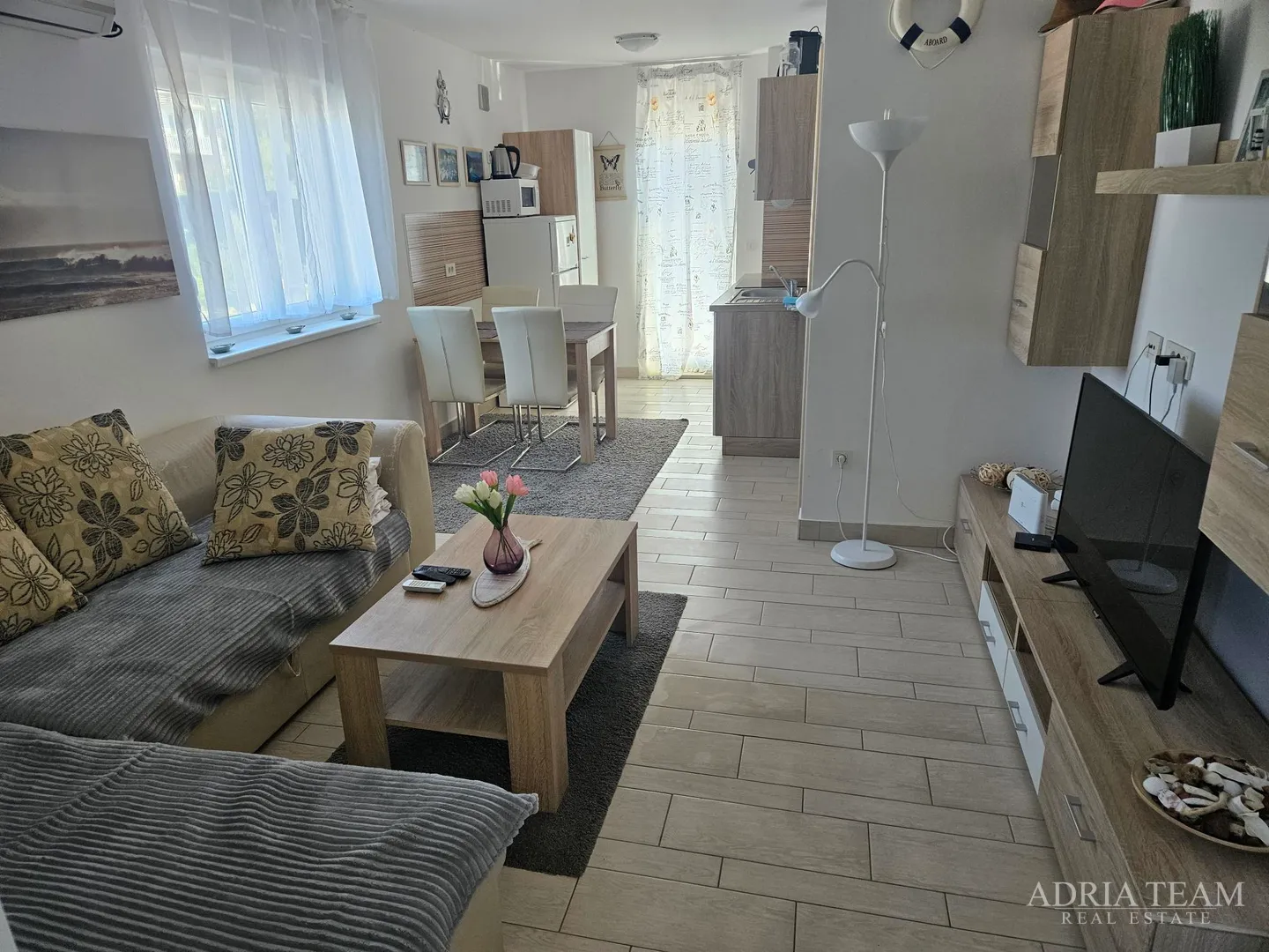 apartman s balkonom na prvom katu - rtina, benići - slika 6