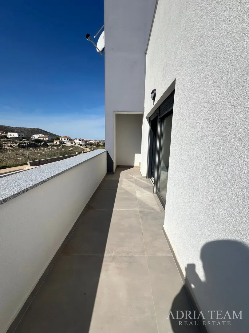 apartmani u prvom redu do mora, novogradnja - vinjerac - slika 53