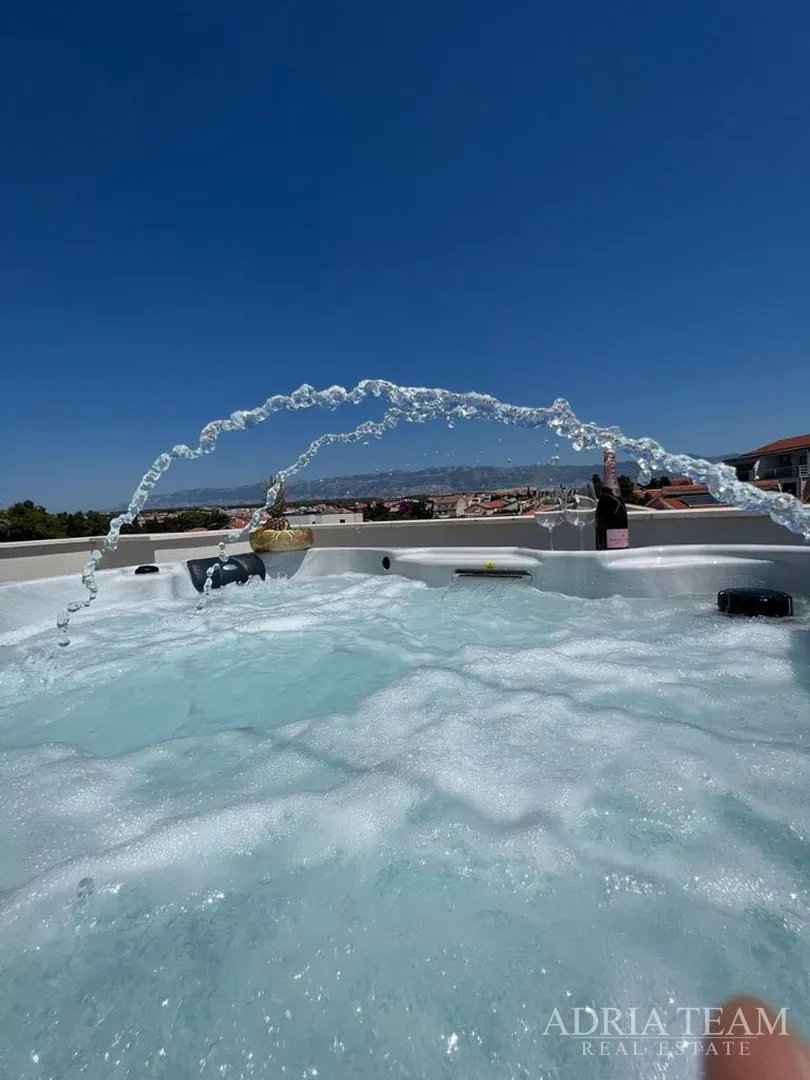 kuće u nizu s vrtom, 200 m od plaže!!! top lokacija!! pag - novalja - slika 6
