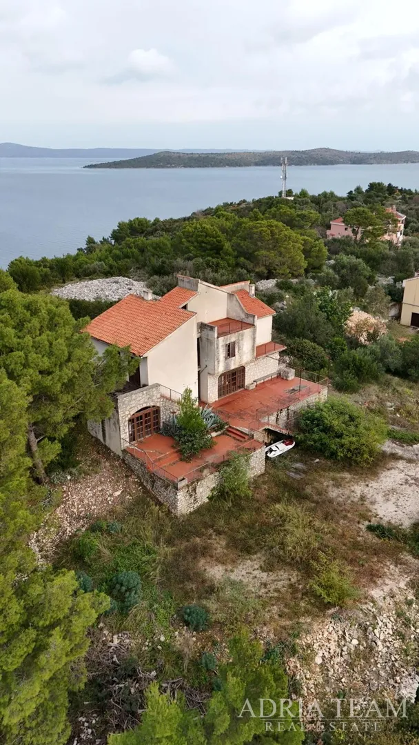Poslovno-Stambeni Objekt, Pogled Na More - Sali, Dugi Otok