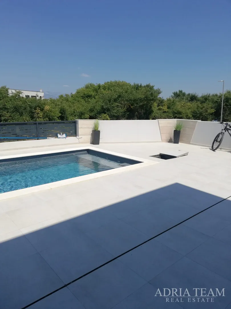 jesenska akcija! kuća za odmor s bazenom, 120 m od mora, nin - zadar - slika 53