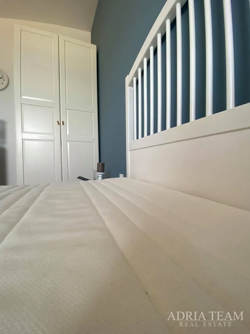 apartman s 3 spavaće sobe, 1. red do mora, povljana - pag - slika 15