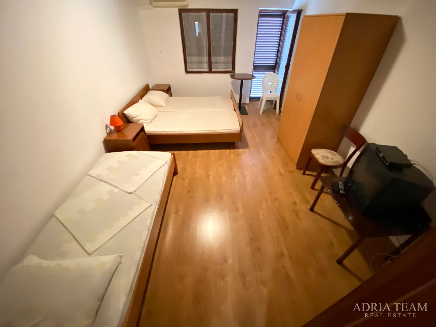 apartmanska kuća sa 6 apartmana, 70 m od mora, pag - povljana - slika 23