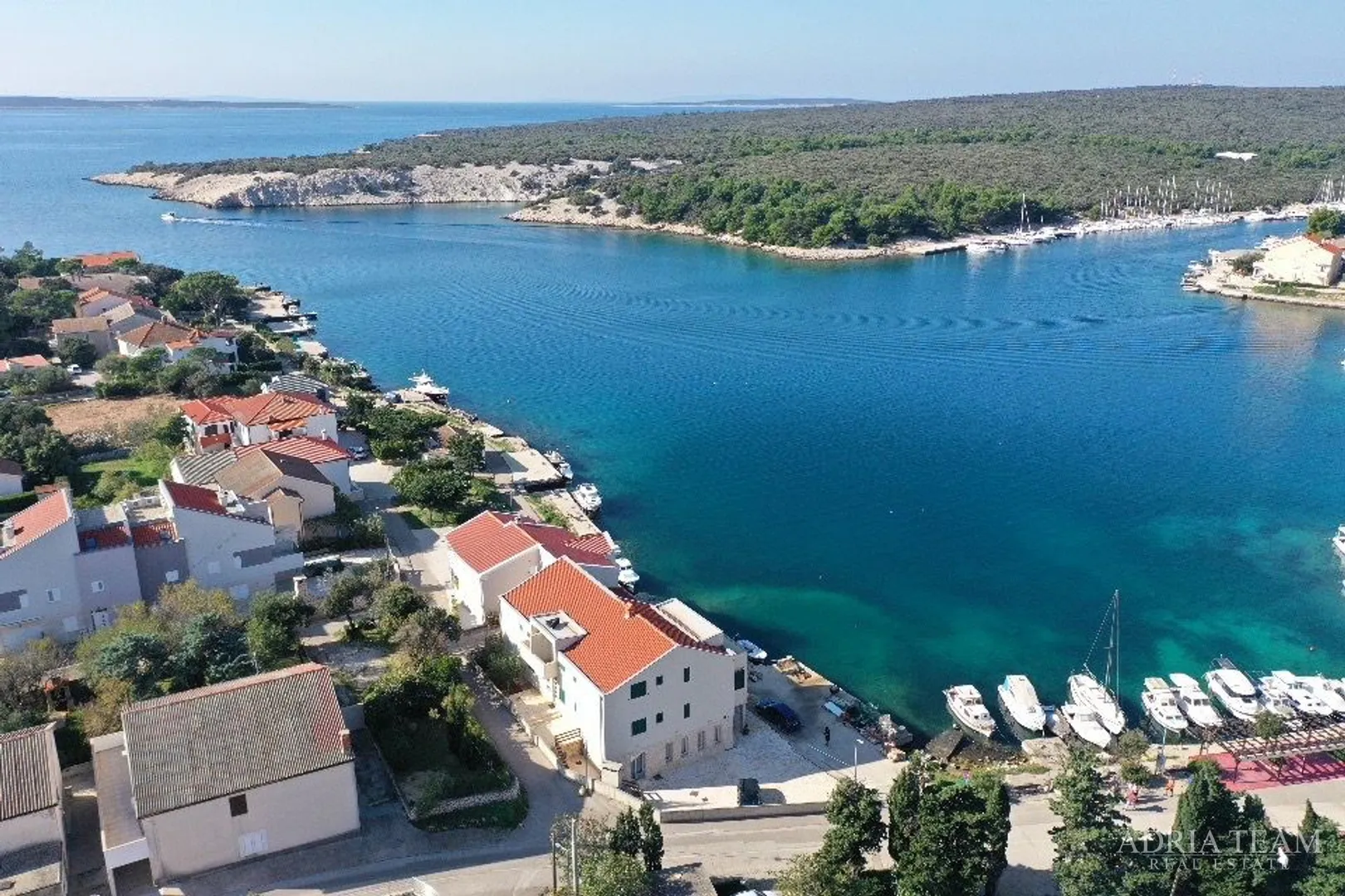 kuća u nizu, prvi red do mora - šimuni, pag - slika 39
