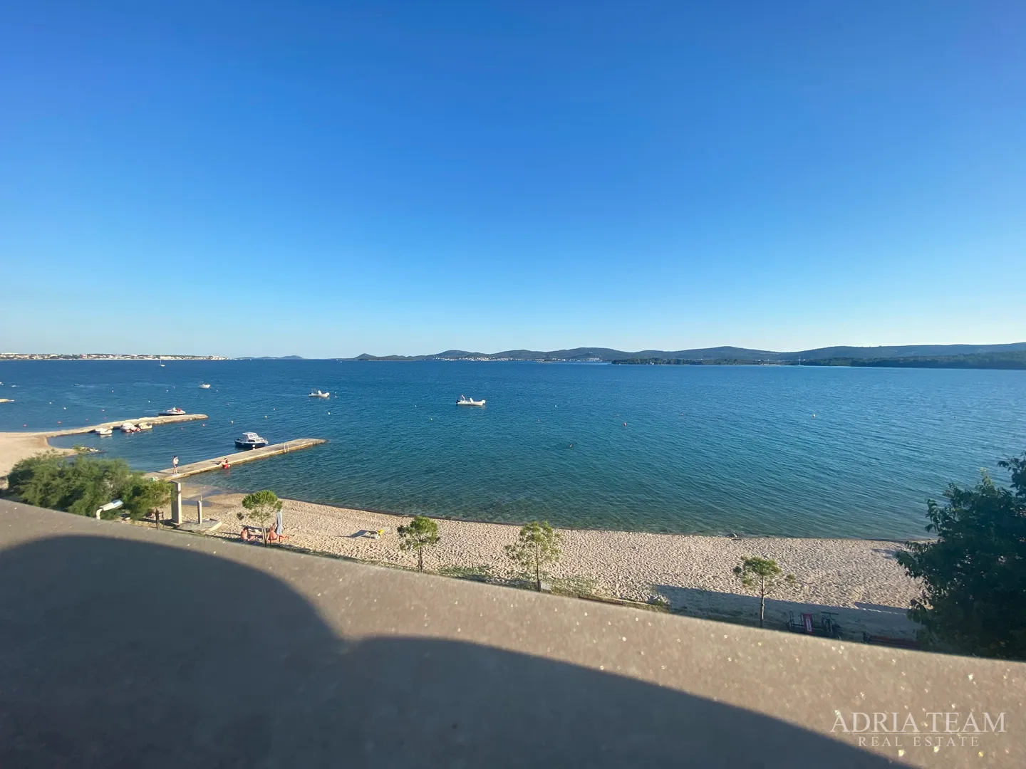 apartman, prvi red do mora, na prekrasnoj plaži s velikom terasom - turanj - slika 22