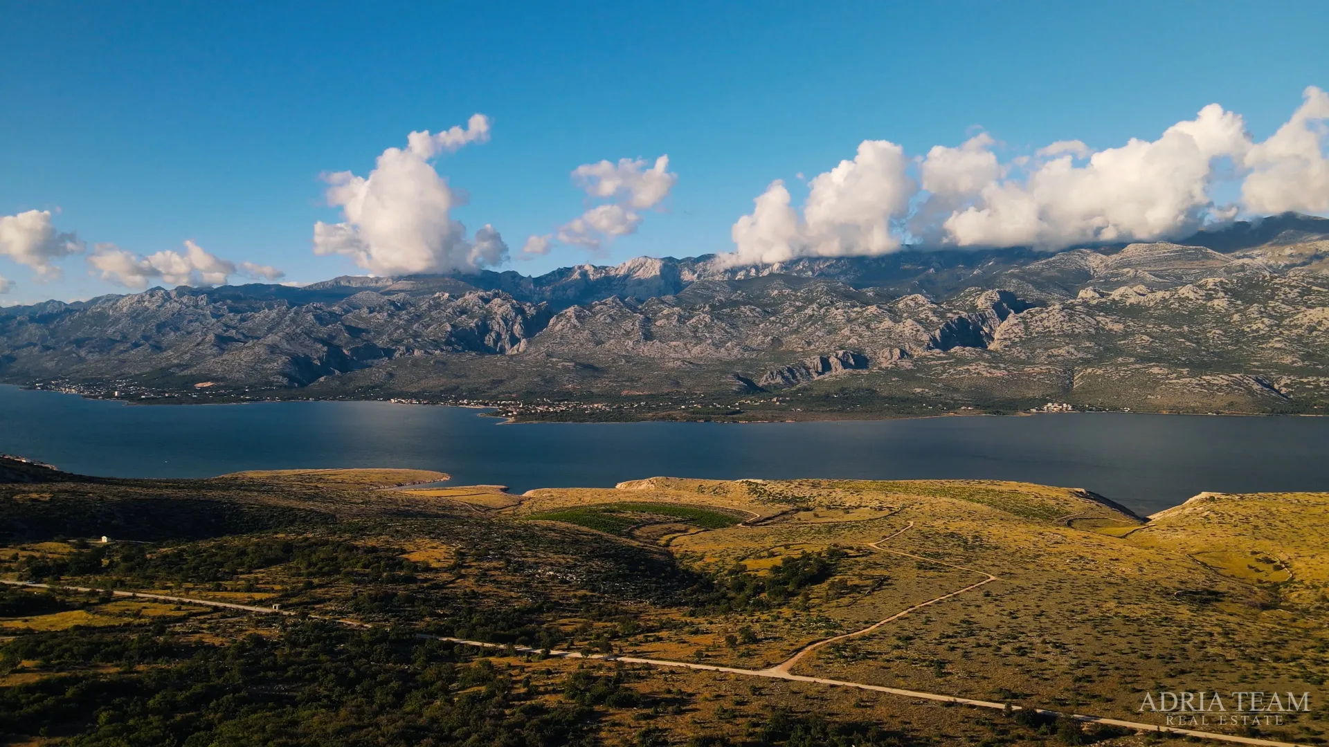 jedinstvena na hrvatskom tržištu - luksuzna vila s bazenom i otvorenim pogledom na more, starigrad - paklenica - slika 57