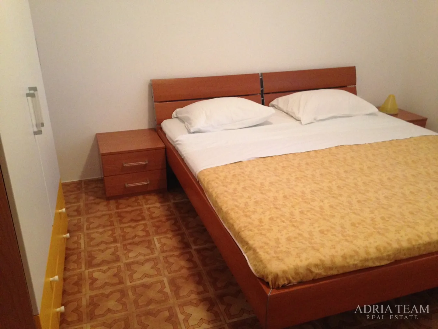 apartmanska kuća 100 m od mora, odlična lokacija - novalja, pag - slika 36