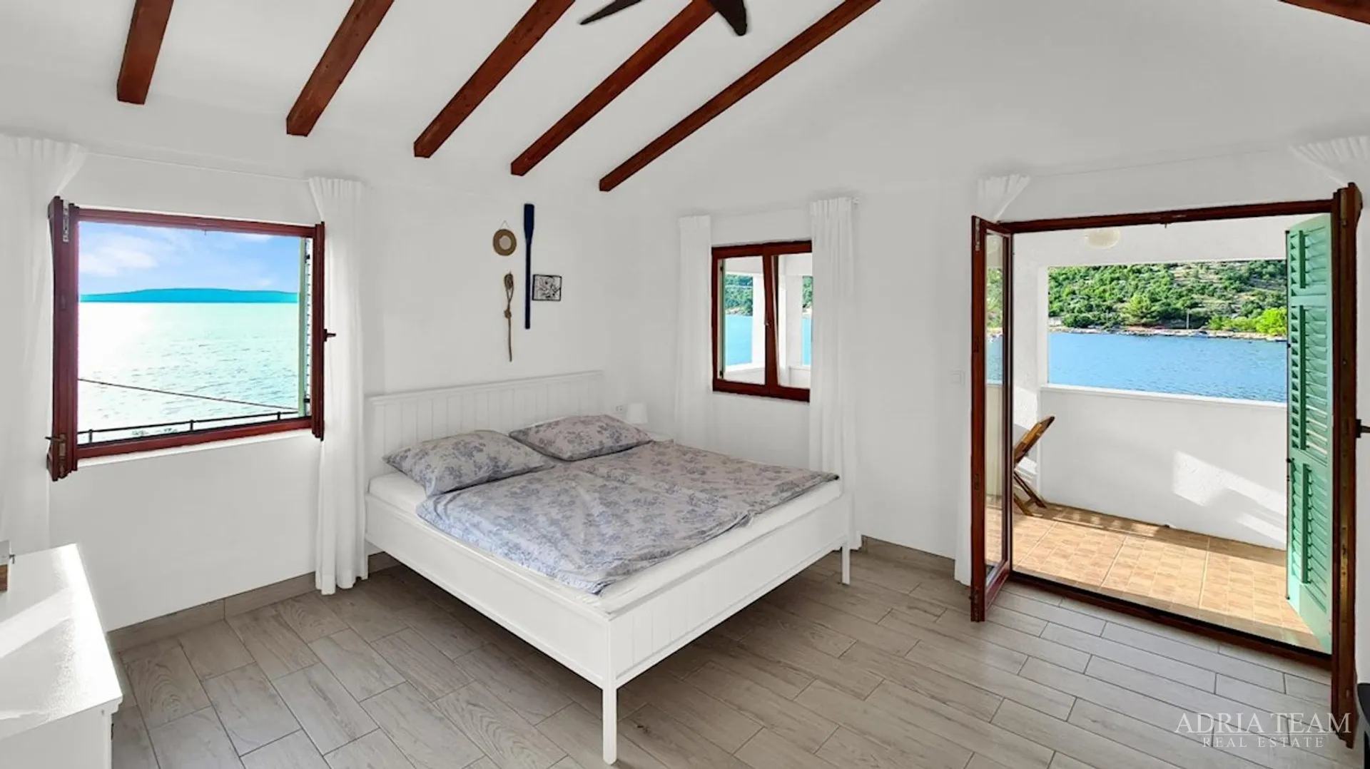 preuređena apartmanska kuća s mogućnošću poslovne namjene, prvi red do mora - meka draga - slika 2