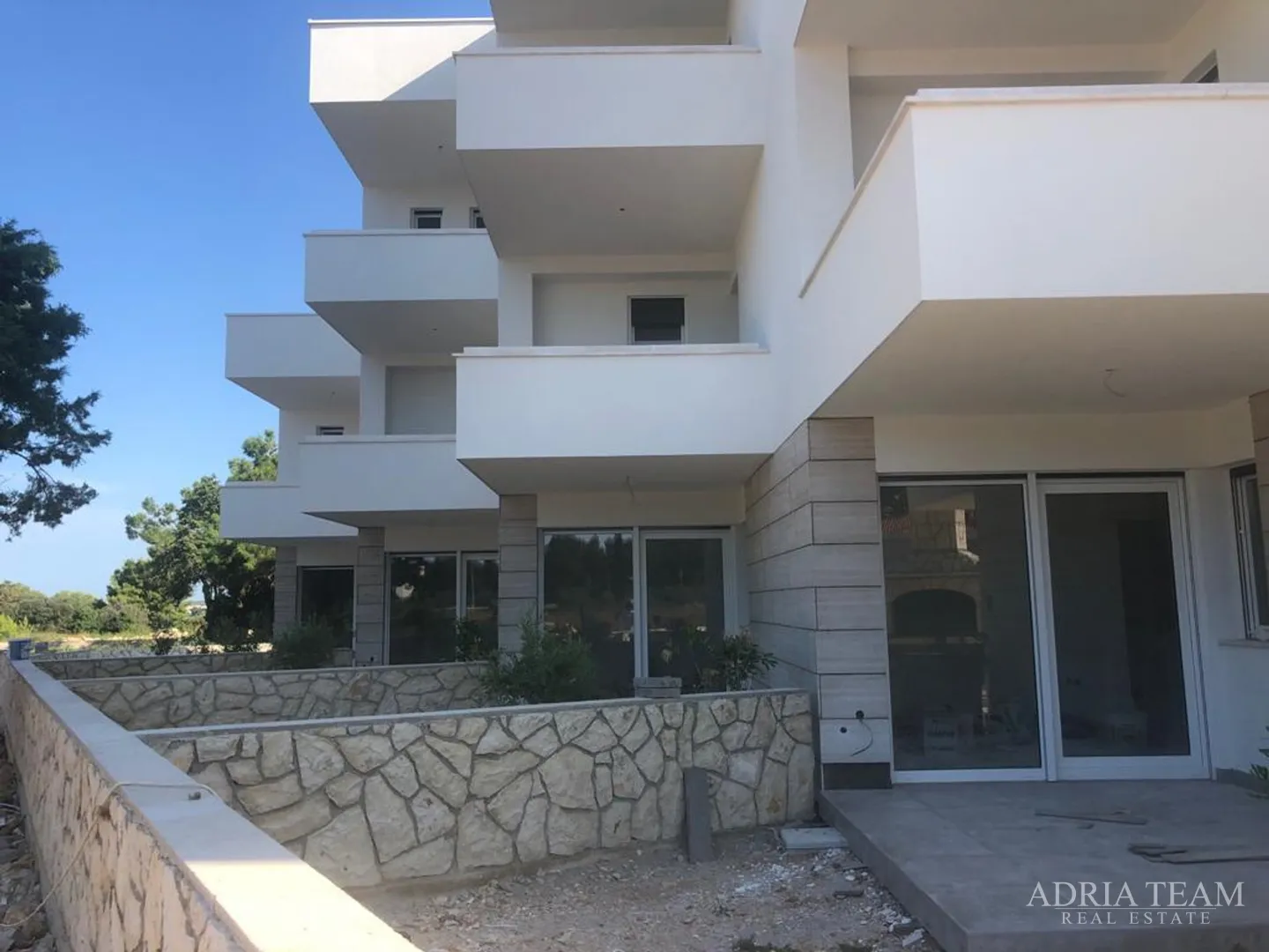 kuće u nizu s vrtom, 200 m od plaže!!! top lokacija!! pag - novalja - slika 5