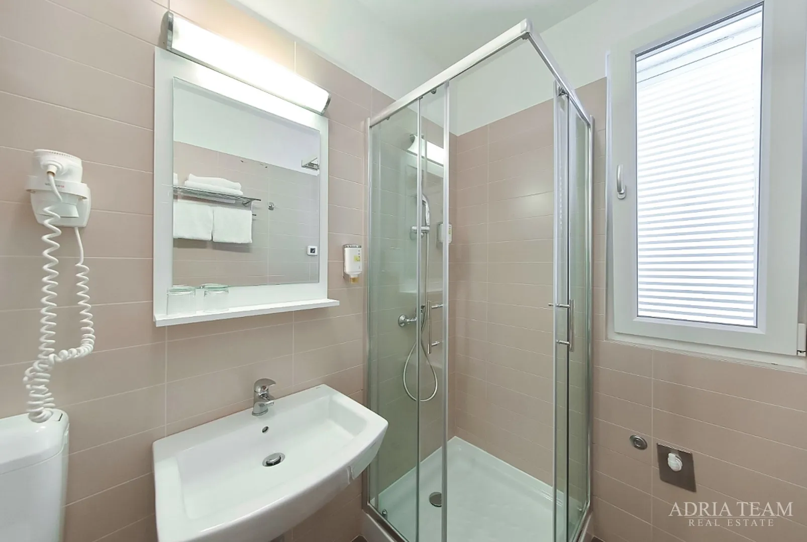 apartman s dvije terase, drugi red do mora - petrčane - slika 25