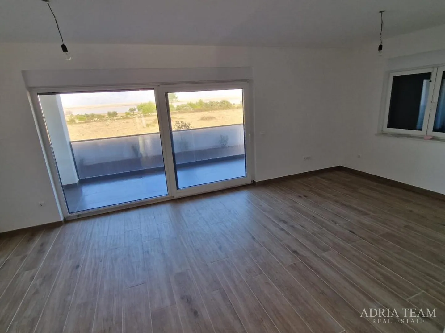 apartmani u stambenoj zgradi u prizemlju, novogradnja - vir - slika 16