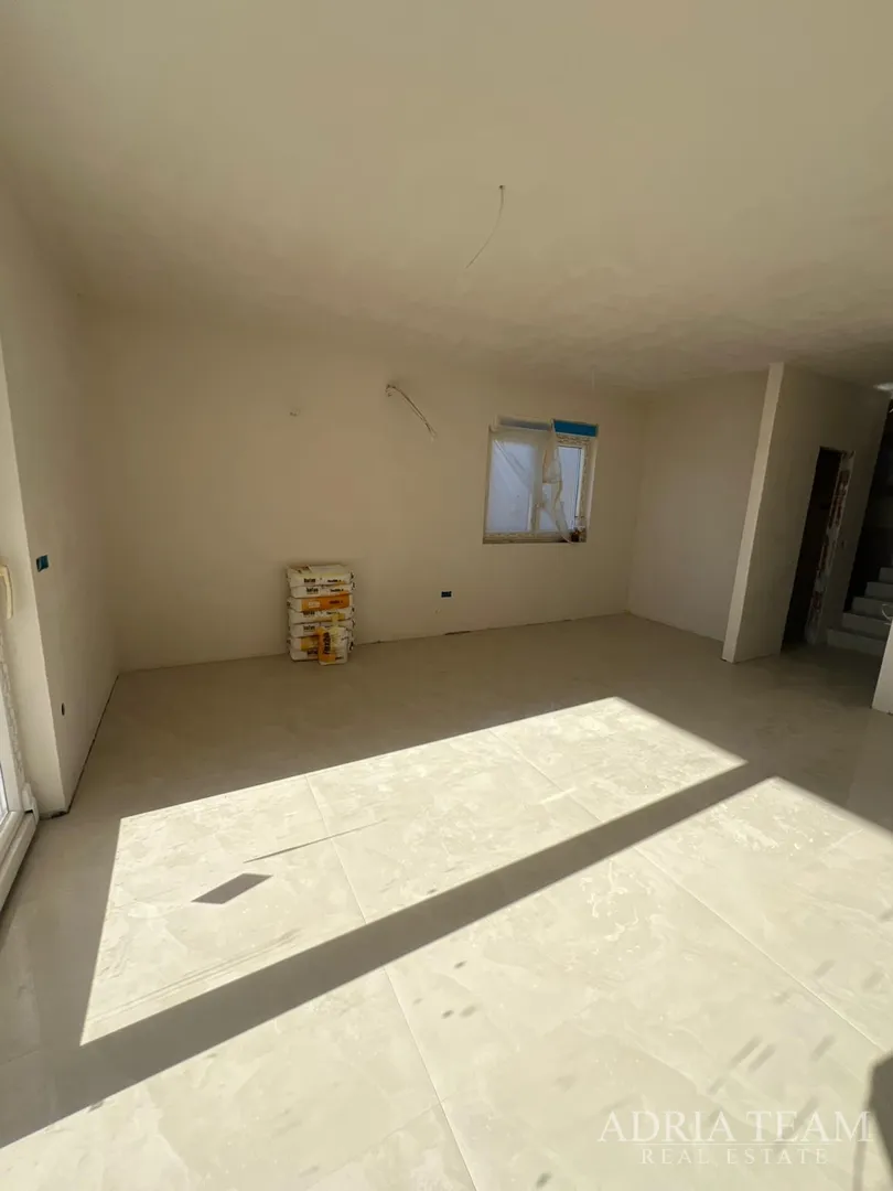 apartmani u novogradnji udaljeni 200 m od mora - seline - slika 30