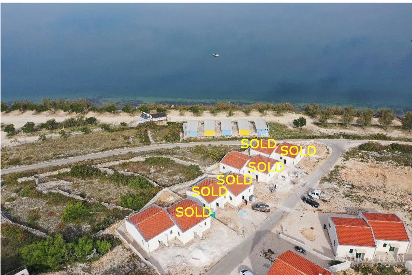 kuće u nizu s pogledom na more, 2.-4. red do mora - novigrad dalmatinski - slika 11