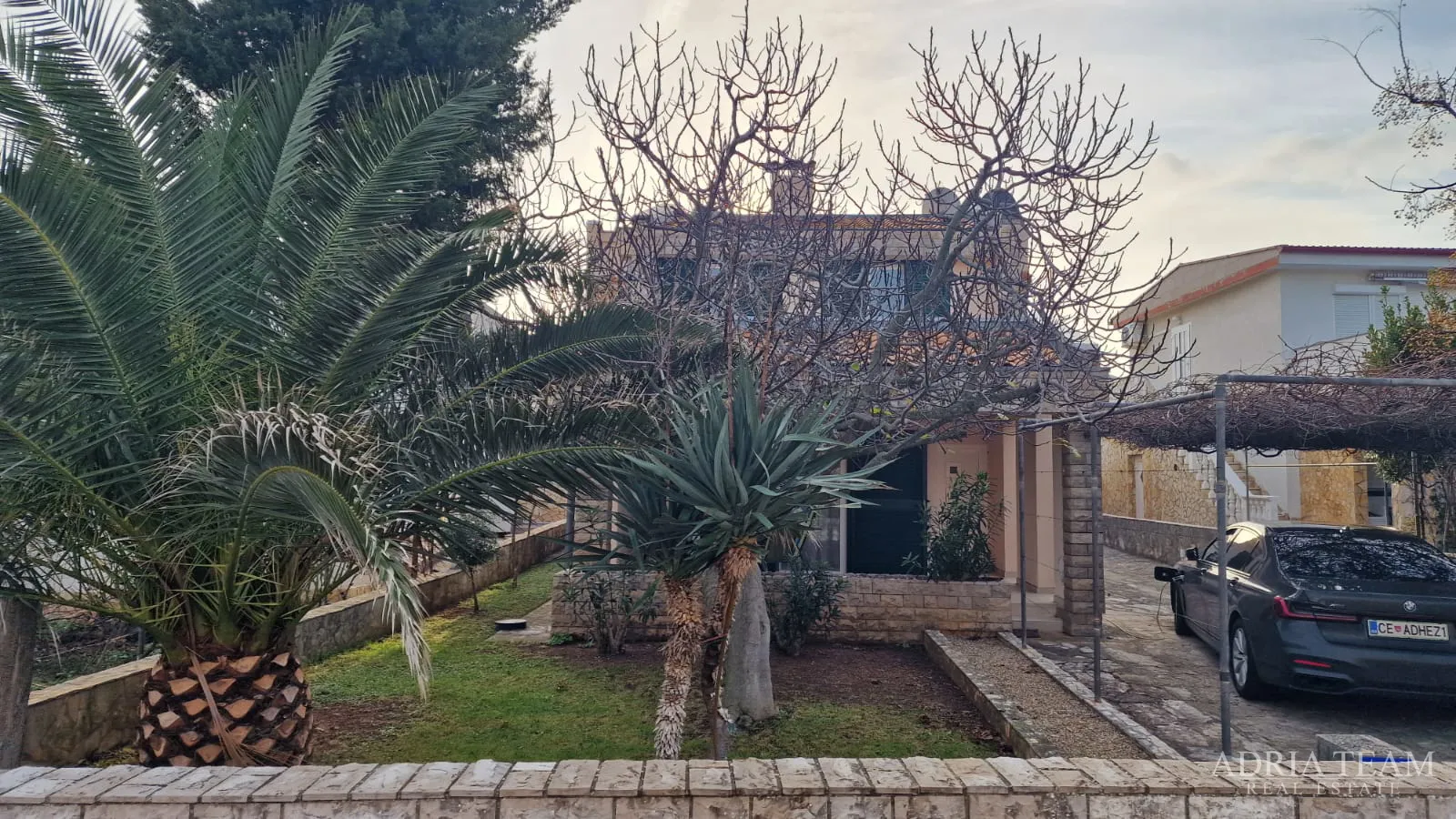 renovirana kuća , vir, 300 m od mora - slika 2