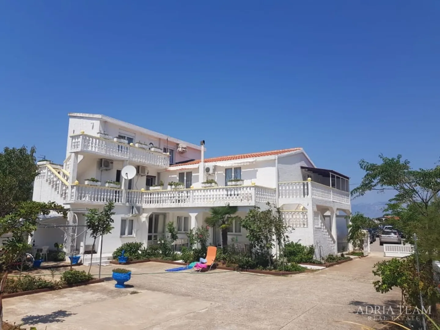 Apartmanska Kuća S Pogledom Na More - Vir