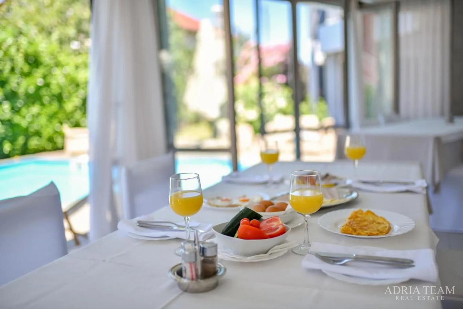 hotelski kompleks s restoranom i uhodanim poslom u turizmu, sukošan - zadar - slika 12