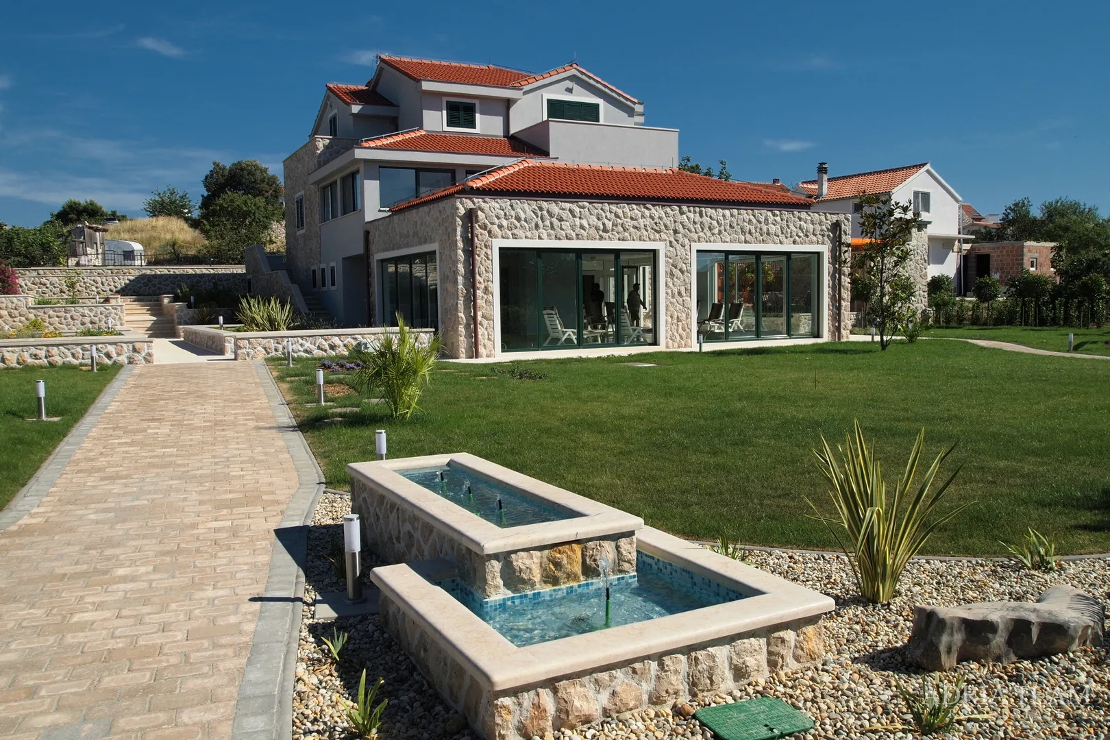 luksuzna vila 100 m od marine - betina, murter - slika 4