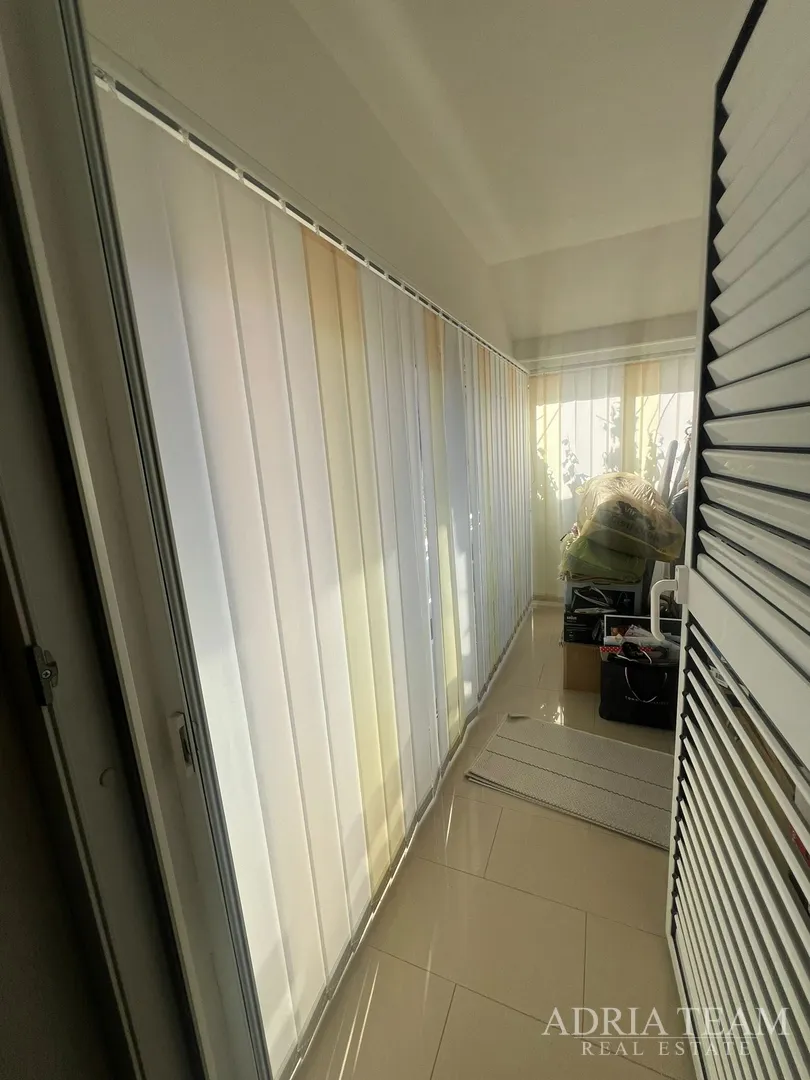 kuća s dvije stambene jedinice, 50 m od mora - vir, južna strana - slika 30