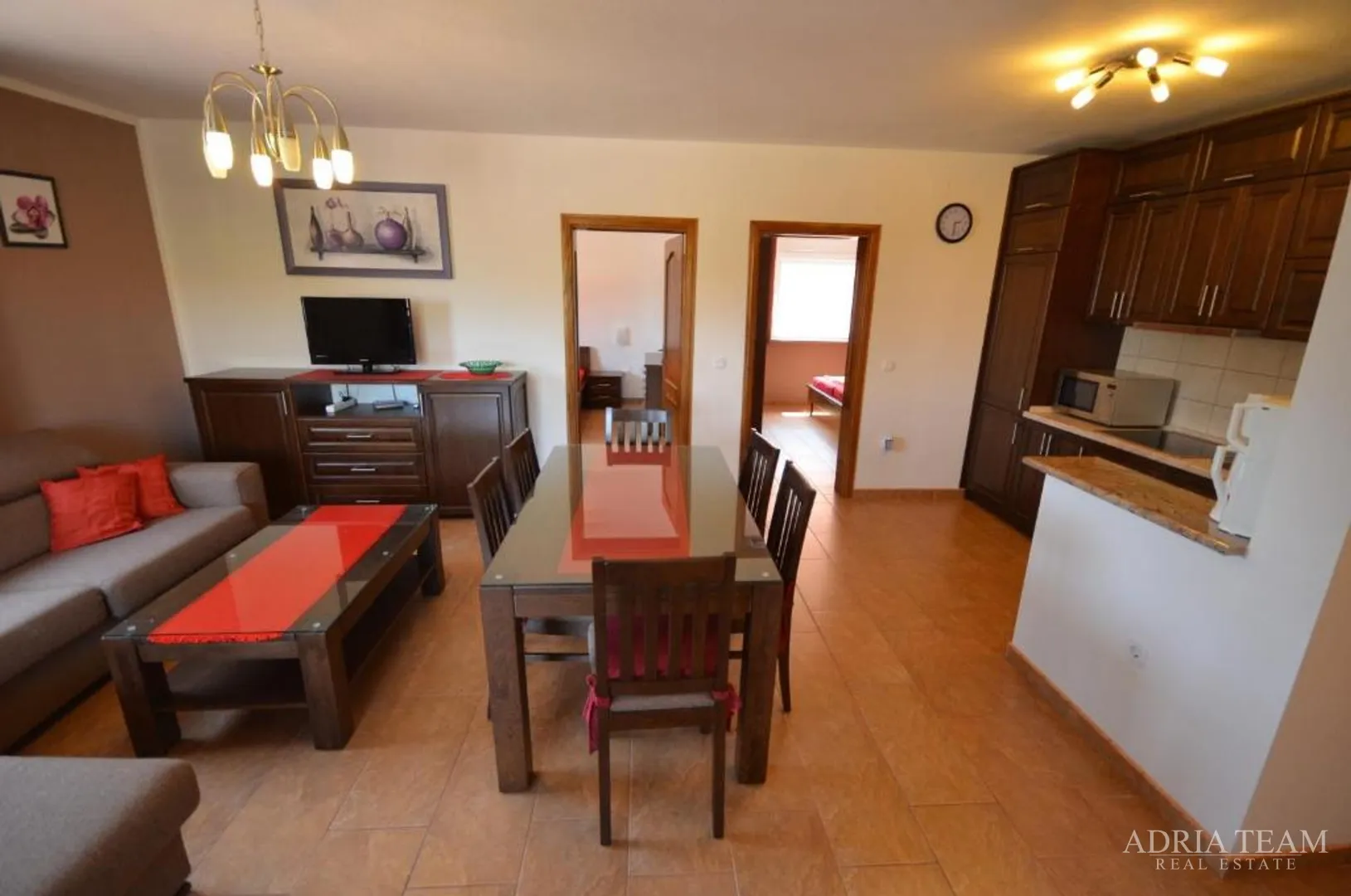 samostojeća kuća s 5 apartmana, 200 m od mora, vir - zadar - slika 12