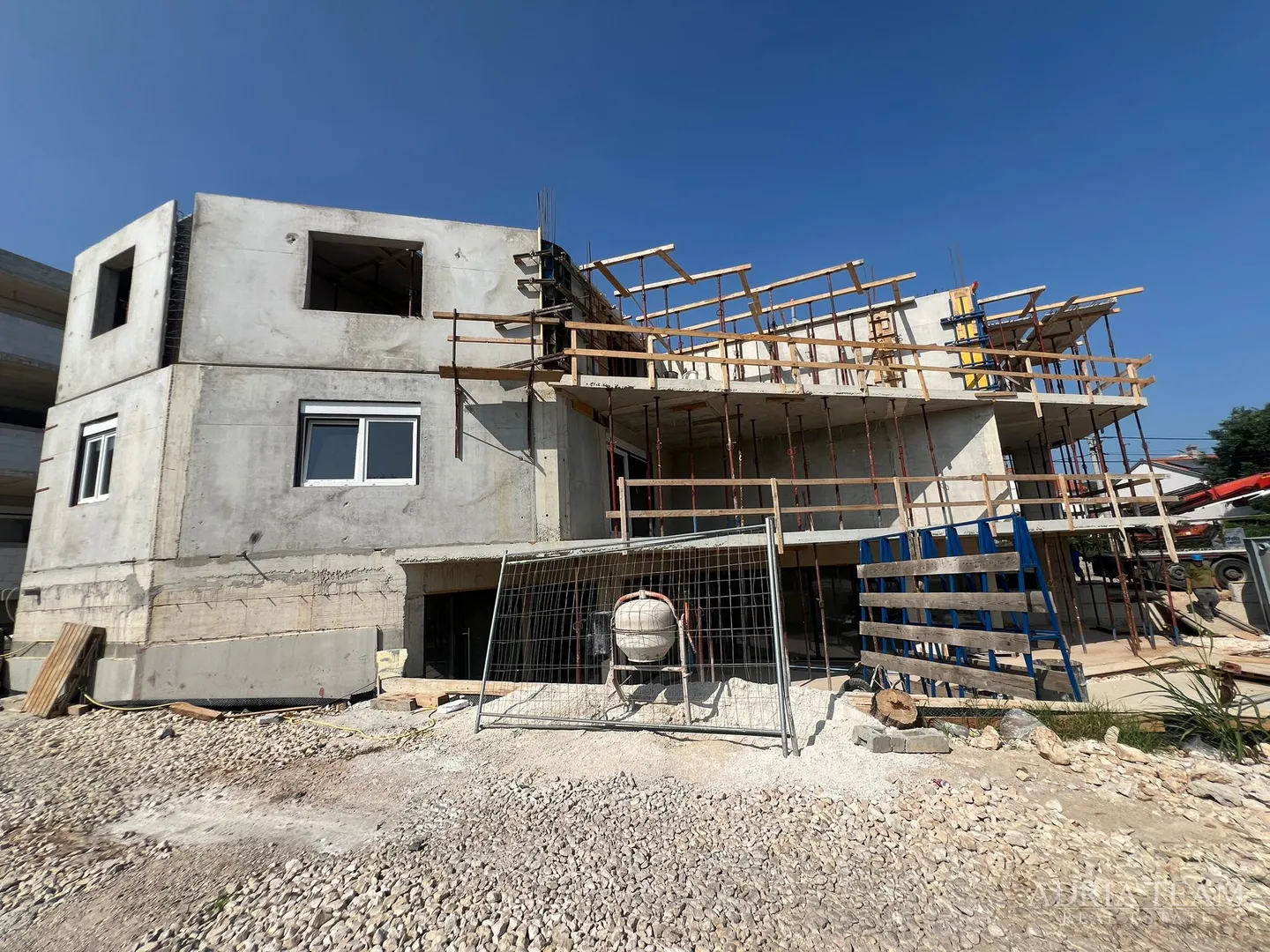 apartmani u novogradnji s pogledom na more i gratis parkingom - sukošan - slika 13