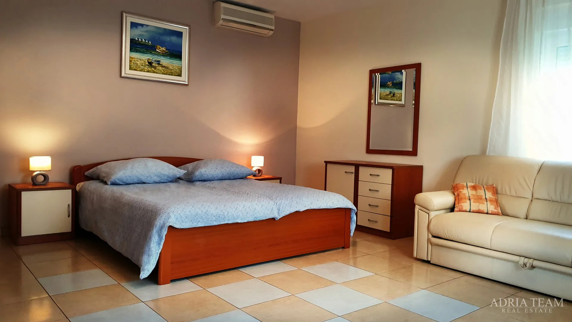 vila sa 7 apartmana, pogled na more - diklo, zadar - slika 5
