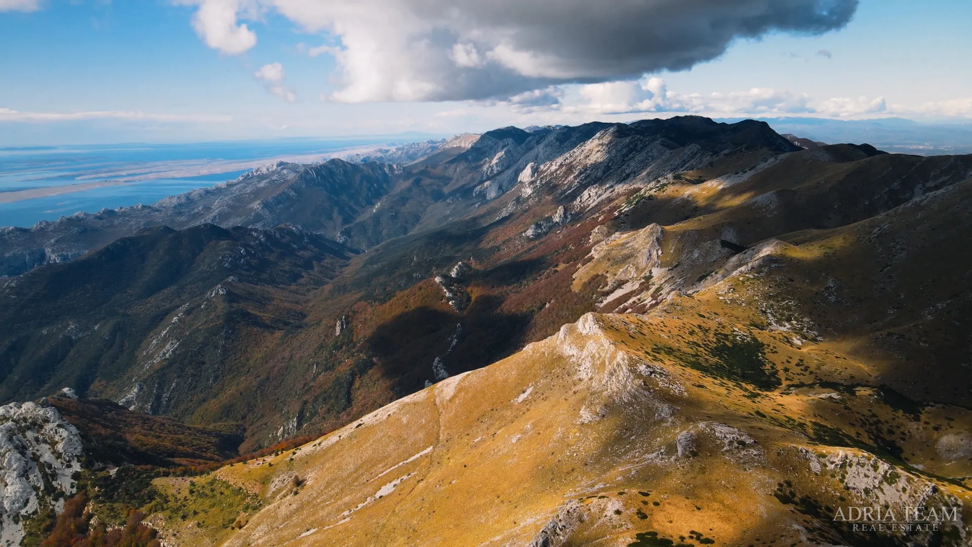 jedinstvena na hrvatskom tržištu - luksuzna vila s bazenom i otvorenim pogledom na more, starigrad - paklenica - slika 56