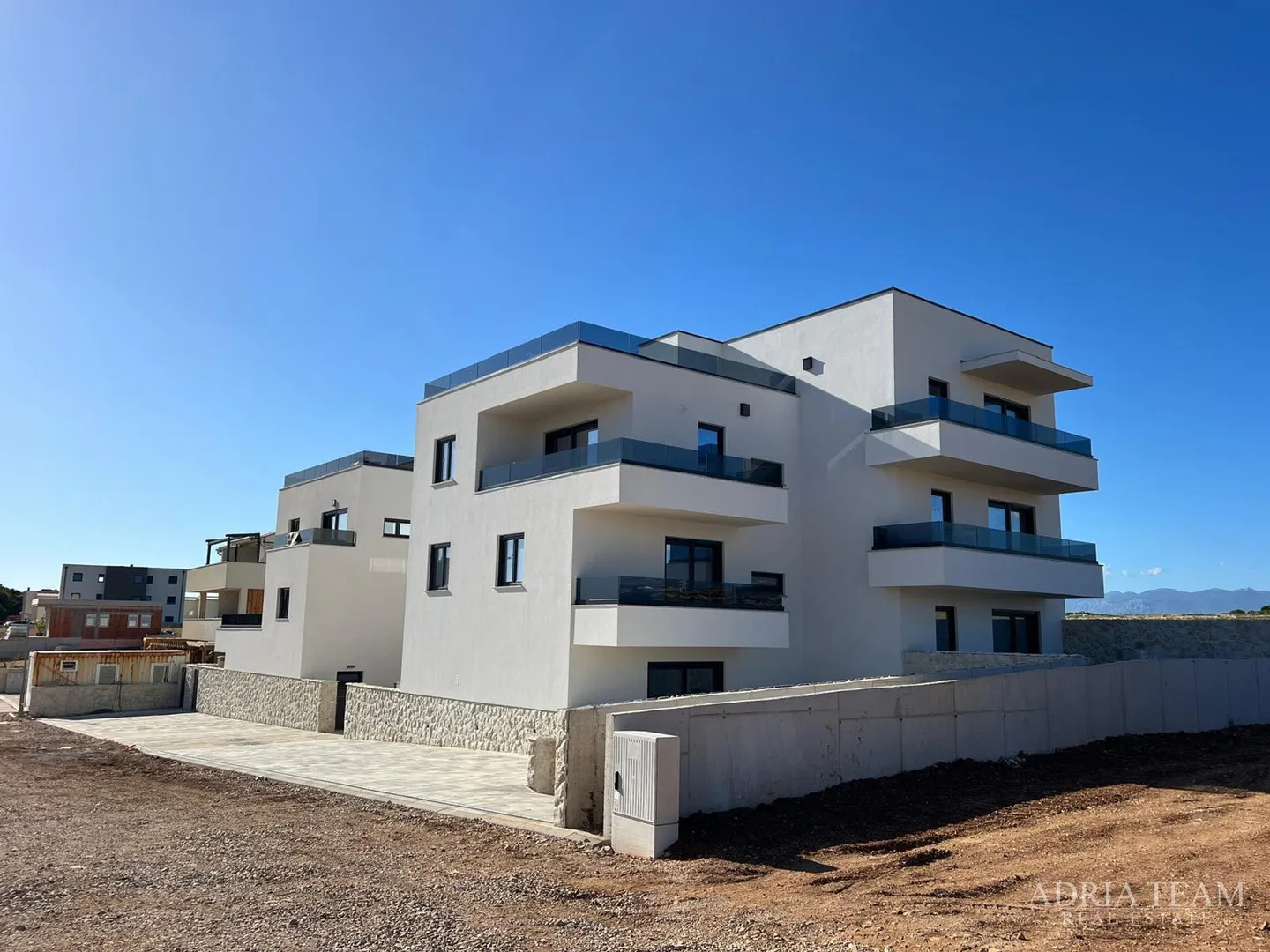 apartmani u stambenoj zgradi u novogradnji - povljana, pag - slika 39