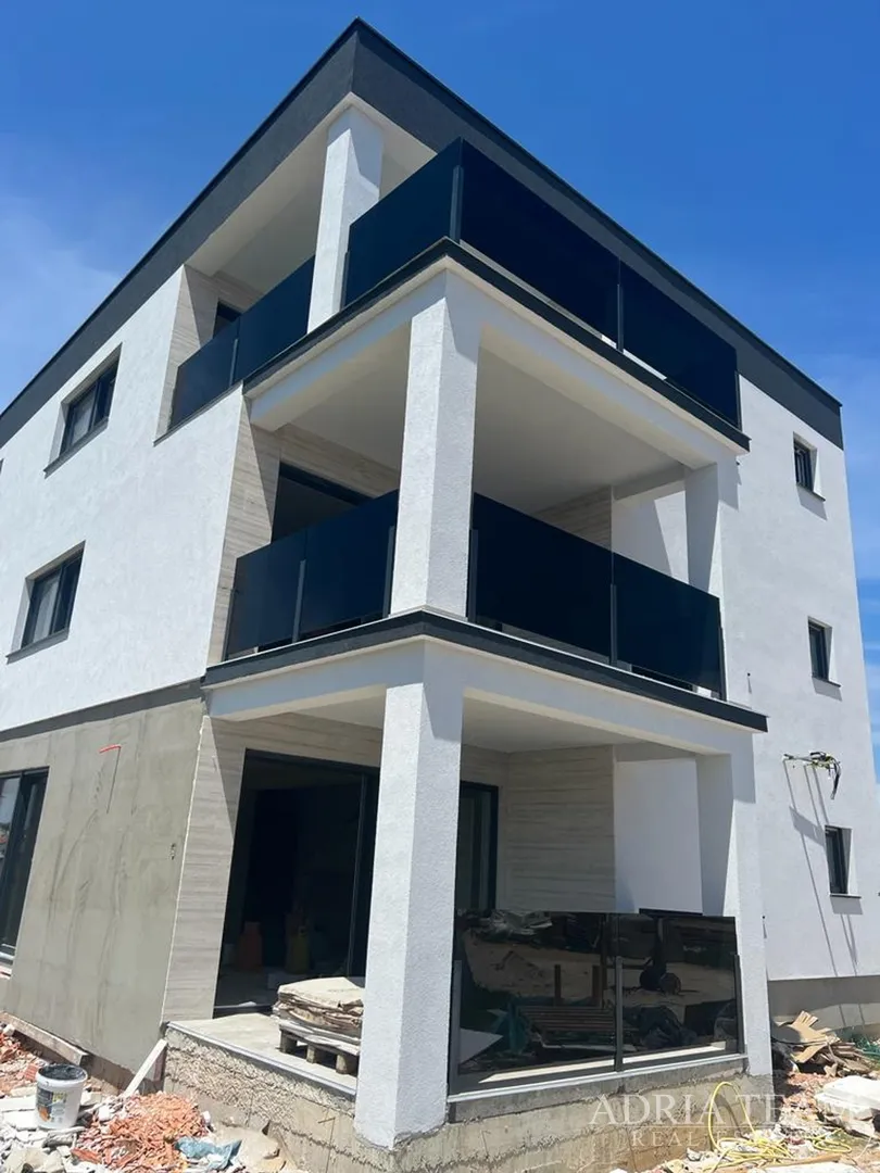 apartman u blizini plaže, novogradnja, 150 m od mora - privlaka - slika 12