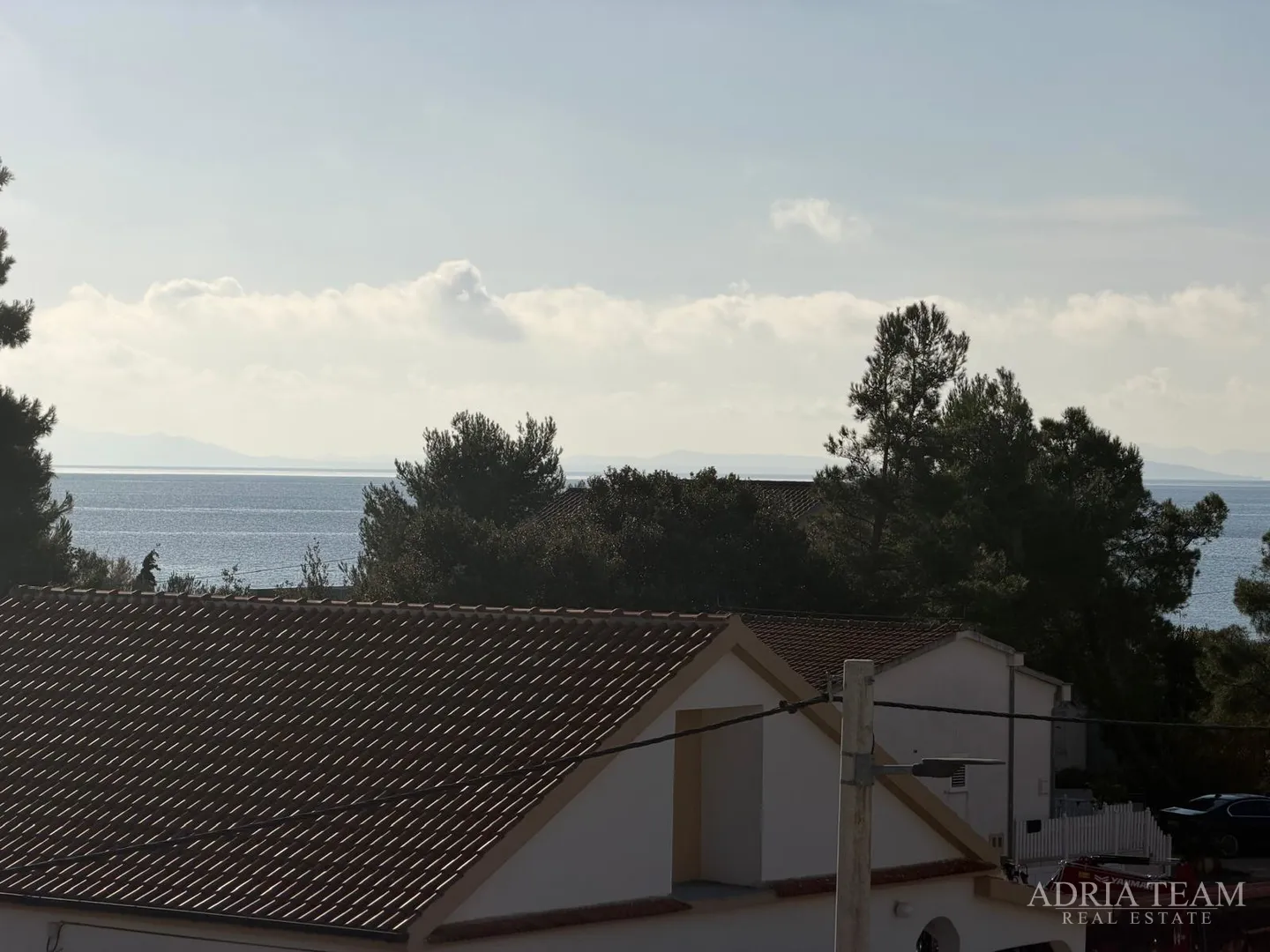 prodaje se luksuzna vila s bazenom – otok vir - slika 30