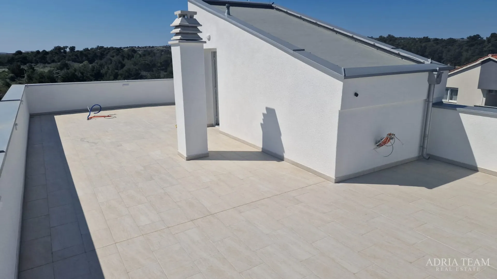 apartmani u stambenoj zgradi, novogradnja - vir - slika 28