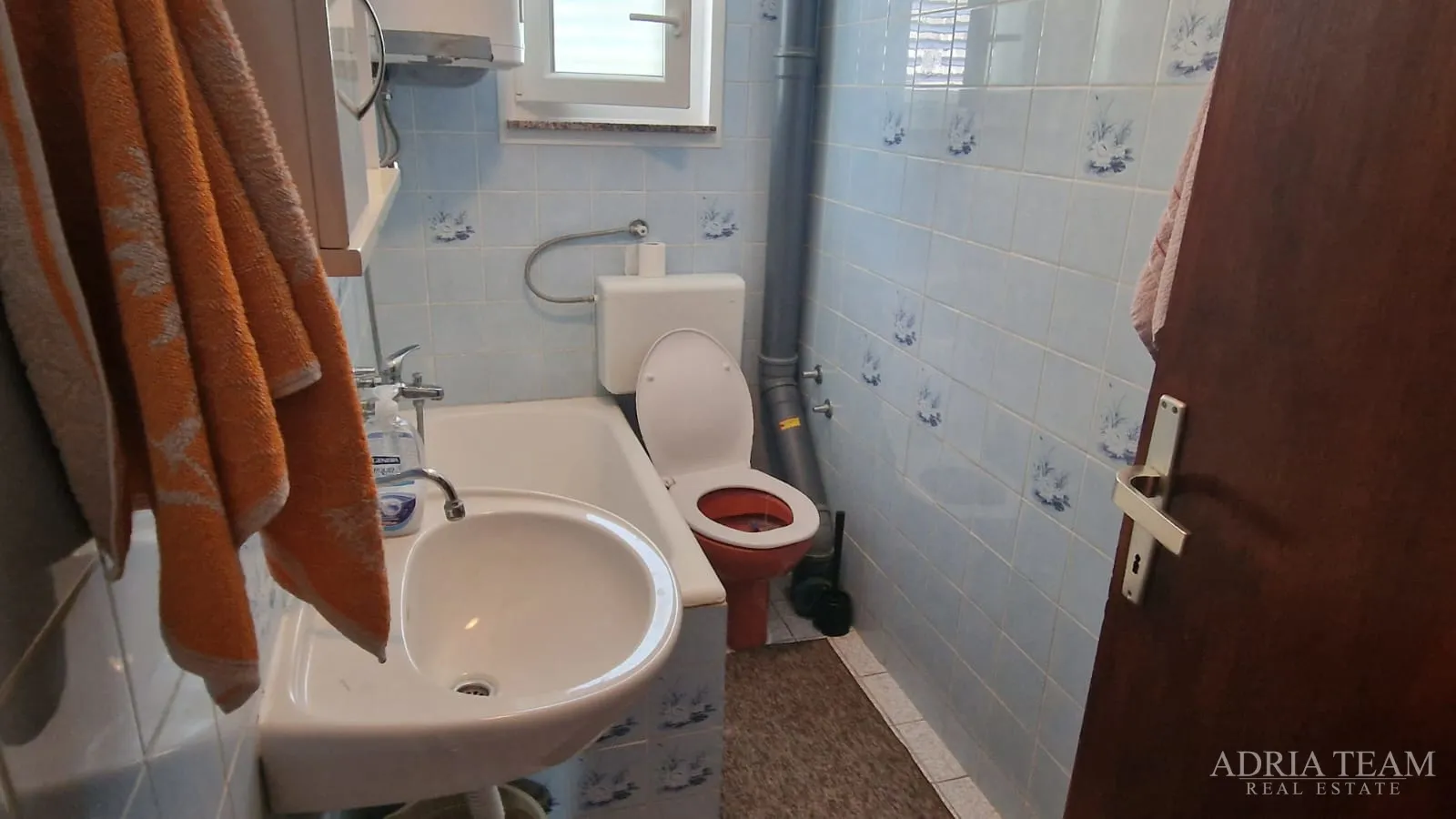 tri renovirana apartmana 400 m od plaže - slika 6