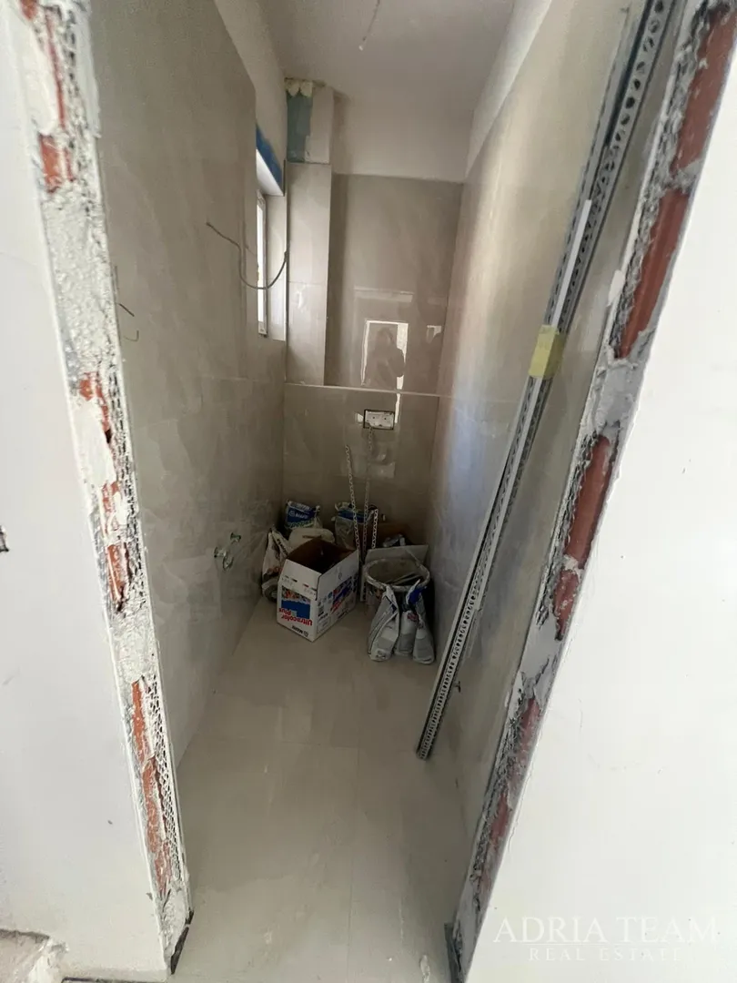 apartmani u novogradnji udaljeni 200 m od mora - seline - slika 44