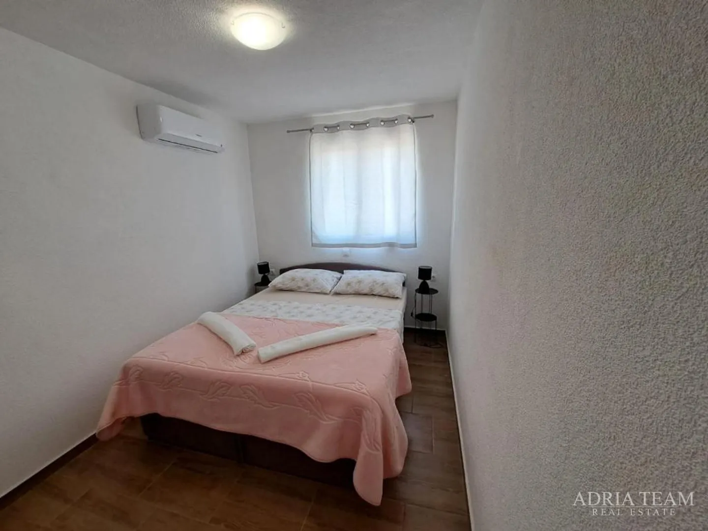 trosobni apartman s pogledom na more - maslenica - slika 5