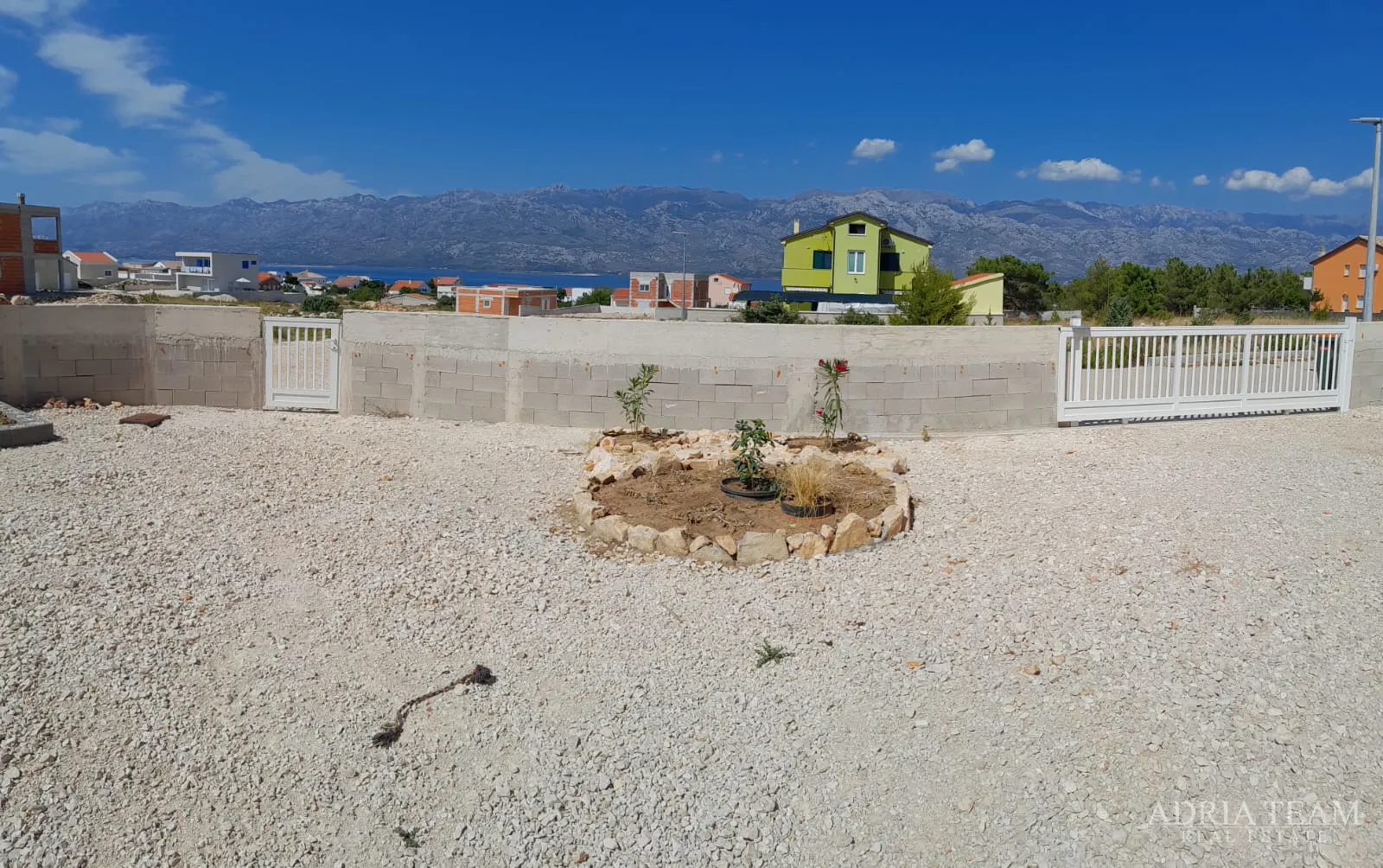 kuća u novogradnji - ražanac - slika 33