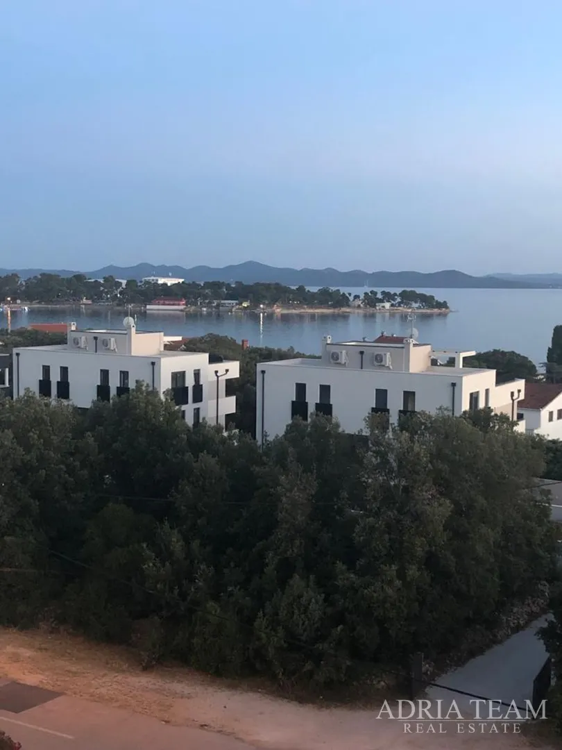 kuća s 10 apartmana, pogled na more - petrčane - slika 58