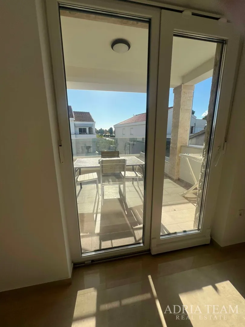 posebna ljetna akcija! apartman u stambenoj zgradi, 80 m od mora - diklo, zadar - slika 26